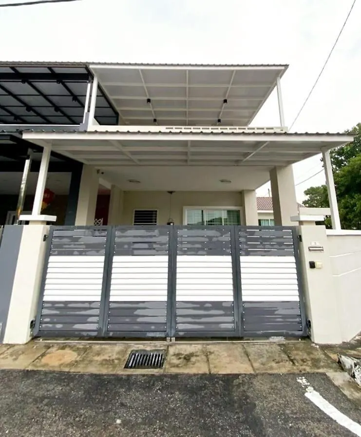 Brandnew Premium House 4Room12Pax@Alma Near Jusco Bukit Mertajam